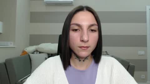 Kate online show from January 16, 2025, 1:36 pm