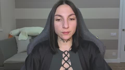 Kate online show from March 4, 2025, 1:06 pm