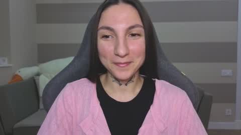 Kate online show from December 19, 2025, 9:05 am