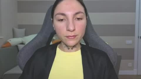 Kate online show from April 13, 2026, 4:51 am