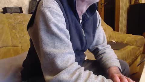 chacoa online show from November 18, 2025, 4:22 pm