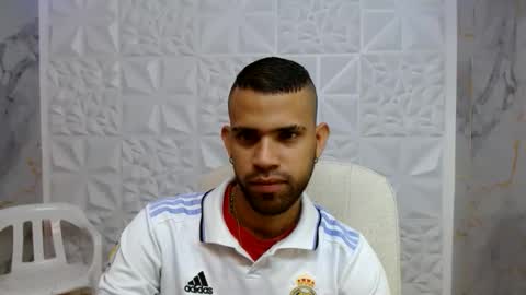 chacorta_ online show from June 7, 2026, 1:37 pm