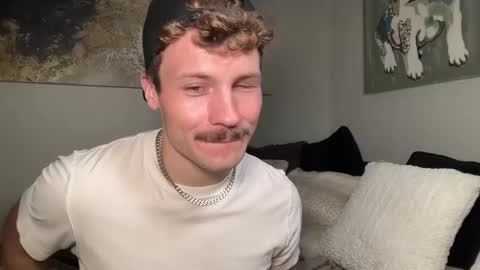 ChadTitan online show from September 24, 2025, 2:42 pm