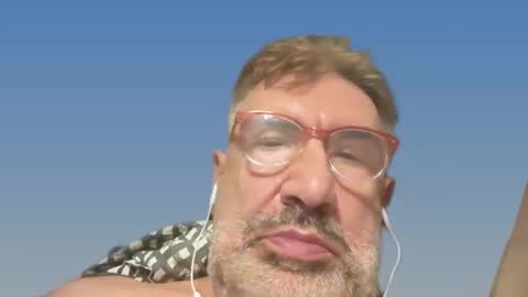 champsex305610 online show from February 14, 2025, 7:33 pm