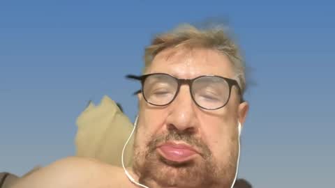 champsex305610 online show from March 5, 2025, 7:06 pm