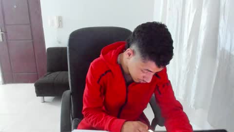 Kenji online show from September 15, 2025, 4:23 am