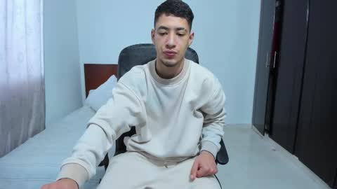 Kenji online show from November 3, 2025, 11:22 am