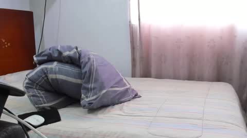 Kenji online show from November 25, 2025, 12:27 pm