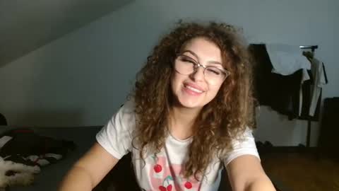 Stephanieblisss online show from January 1, 2025, 9:20 pm