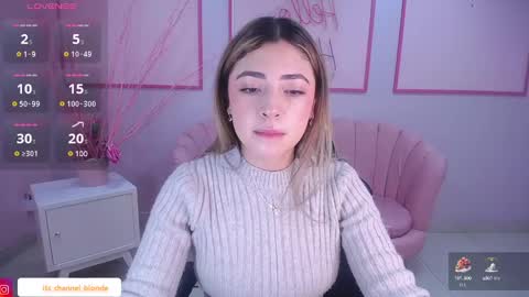 channel_blonde_a online show from December 27, 2024, 4:54 pm