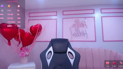 channel_blonde_a online show from February 6, 2025, 4:36 pm