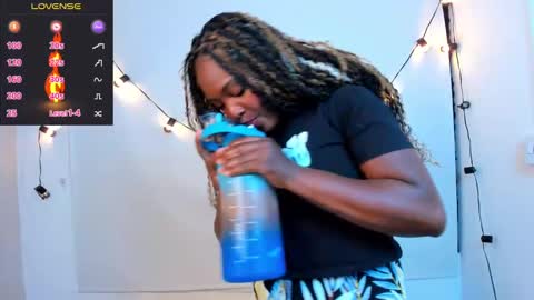 Chanel online show from January 2, 2025, 6:01 pm