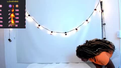 Chanel online show from January 3, 2025, 5:53 pm