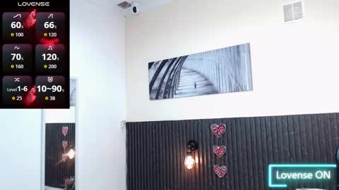 Chanel online show from September 14, 2025, 5:45 pm