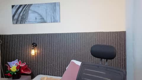 Chanel online show from April 20, 2026, 8:10 pm