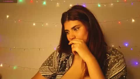 Snapshot of chantal_leon chatting on January 7, 2026, 11:07 pm online show from January 7, 2026, 11:07 pm