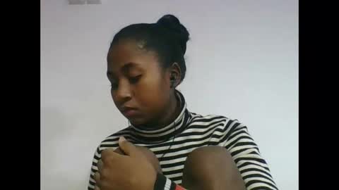 Snapshot of chantale483461 chatting on June 10, 2026, 6:18 pm chantale483461 online show from June 10, 2026, 6:18 pm