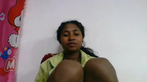 Snapshot of chantale483461 chatting on July 16, 2026, 5:19 pm chantale483461 online show from July 16, 2026, 5:19 pm