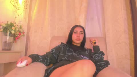 Chantall online show from December 16, 2024, 8:09 am