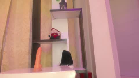 Chantall online show from December 29, 2024, 7:06 am