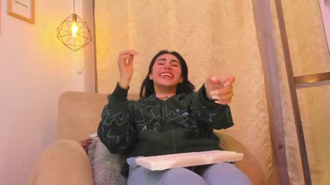 Chantall online show from January 13, 2025, 4:28 am