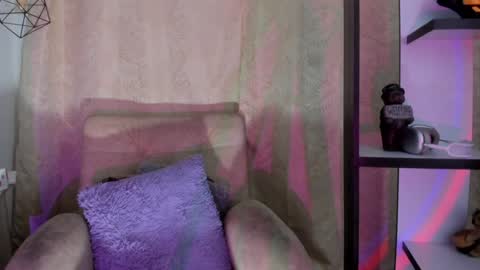 Chantall online show from February 8, 2025, 4:36 am