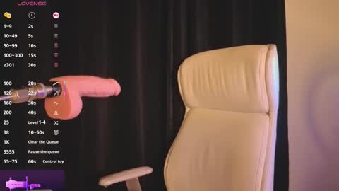 Chantall online show from October 25, 2025, 4:53 am