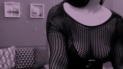 The Queen online show from December 14, 2024, 11:56 pm