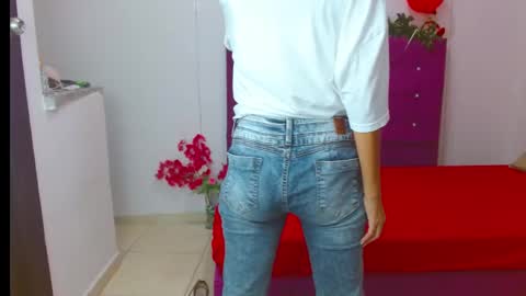 chantal sweety  and horny latina for u online show from January 5, 2025, 12:10 pm