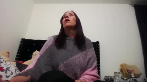 Snapshot of chantalvedette chatting on May 12, 2026, 3:25 am online show from May 12, 2026, 3:25 am