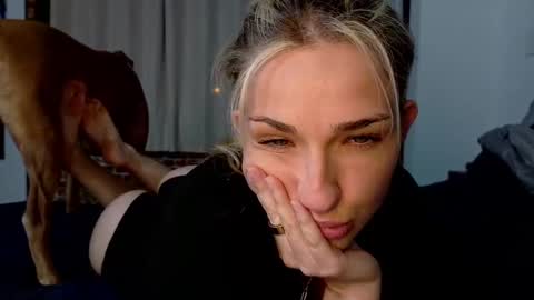 char  online show from September 23, 2025, 12:57 am