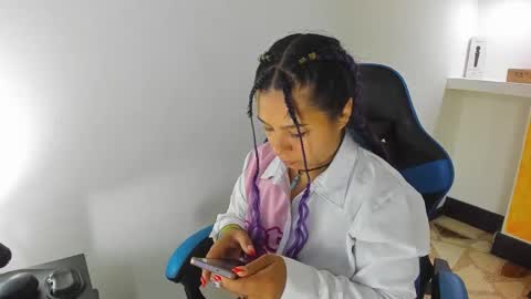 charis 2 online show from September 28, 2025, 7:08 pm