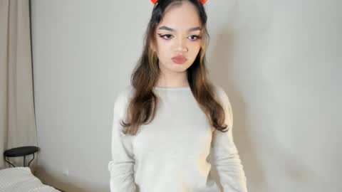 MIchelle online show from December 3, 2025, 7:05 am