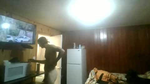 charlesb13 online show from April 7, 2026, 5:08 am