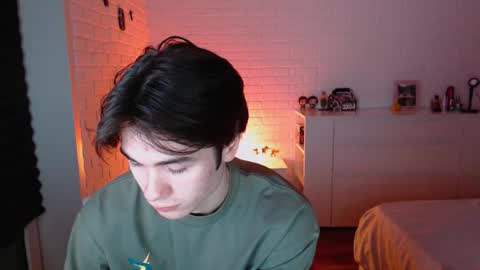 charleshanson69 online show from October 2, 2025, 5:31 pm