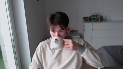 charleshanson69 online show from November 28, 2025, 8:28 am