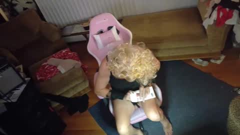 Charli online show from January 28, 2025, 1:39 am