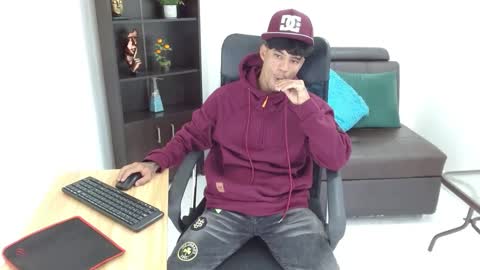 Charlie oconnor online show from December 31, 2024, 3:01 am