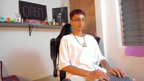 Charles Russo online show from December 24, 2024, 12:22 am