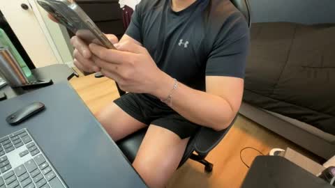 charliekkw online show from April 23, 2026, 4:53 pm