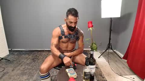 Snapshot of charlieprospect chatting on March 17, 2026, 10:35 pm Charlie Prospect online show from March 17, 2026, 10:35 pm