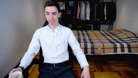 carlos reyes online show from February 19, 2025, 8:12 am