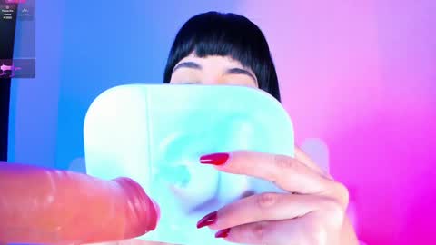 Charloott Evans online show from December 31, 2024, 10:45 pm