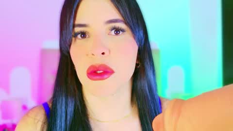 Charloott Evans online show from November 11, 2025, 3:17 am