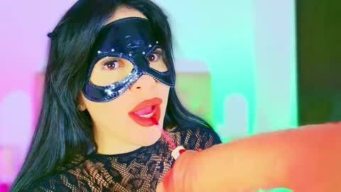 Charloott Evans online show from January 16, 2026, 11:42 pm