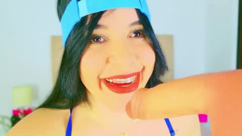 Charloott Evans online show from April 25, 2026, 4:04 am