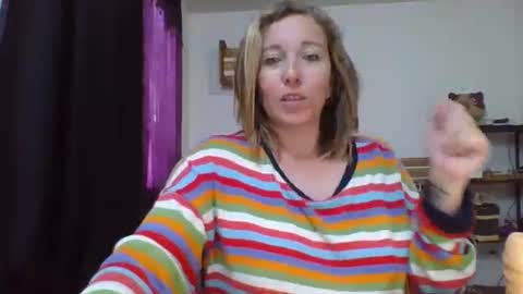 charlott online show from January 8, 2025, 9:23 pm