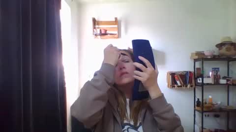 charlott online show from January 8, 2026, 7:16 pm