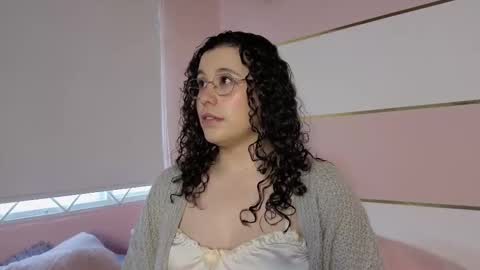 You honey online show from October 20, 2025, 11:43 am