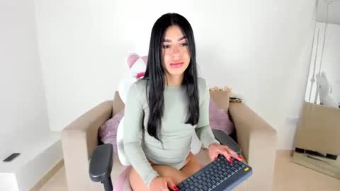    online show from February 13, 2025, 9:27 pm